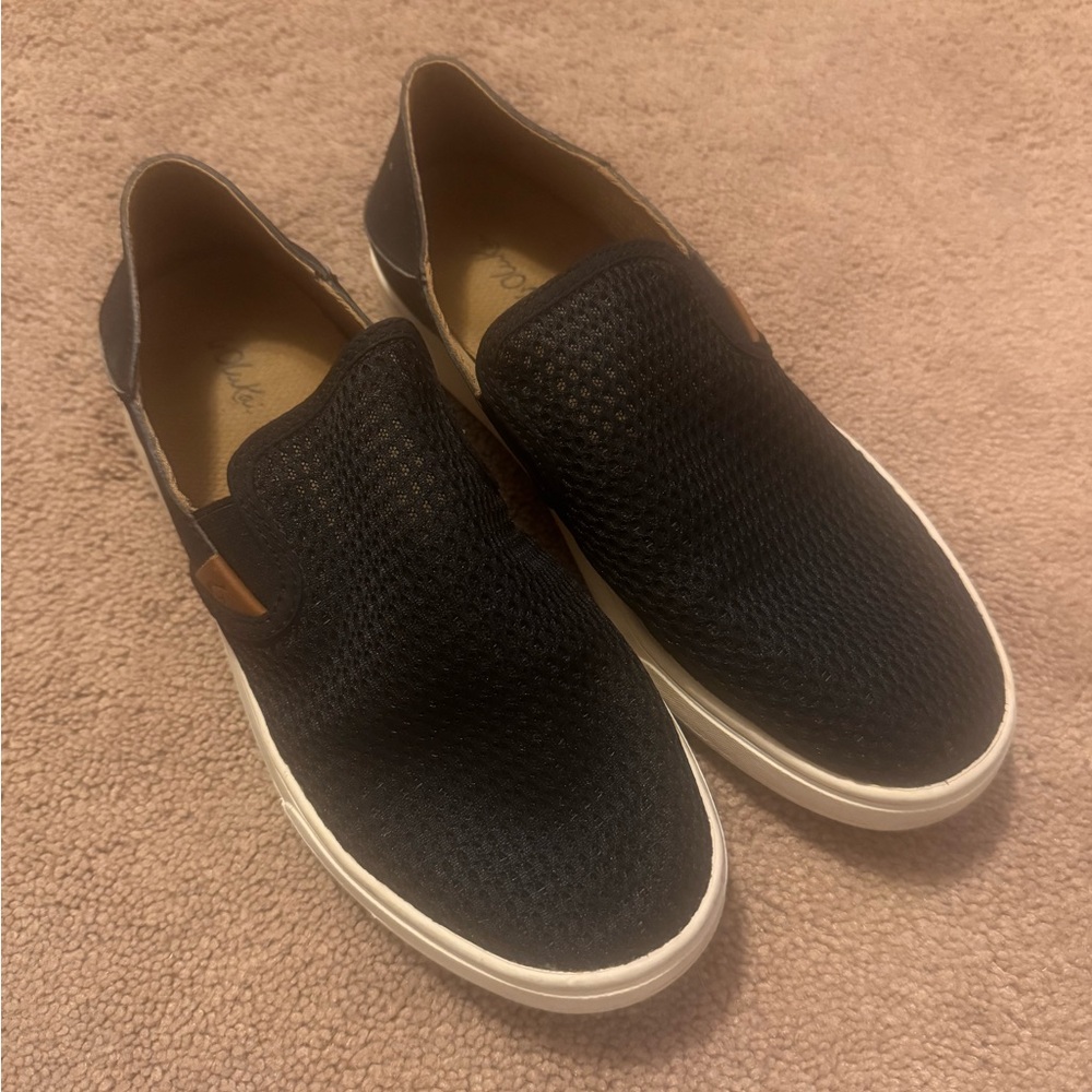 OluKai Women's Pehuea Breathable Slip-On Shoes - Black with Cream Sole - Picture 2 of 4